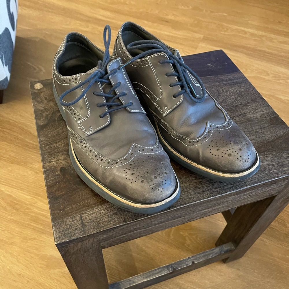 Sperry wingtip oxfords